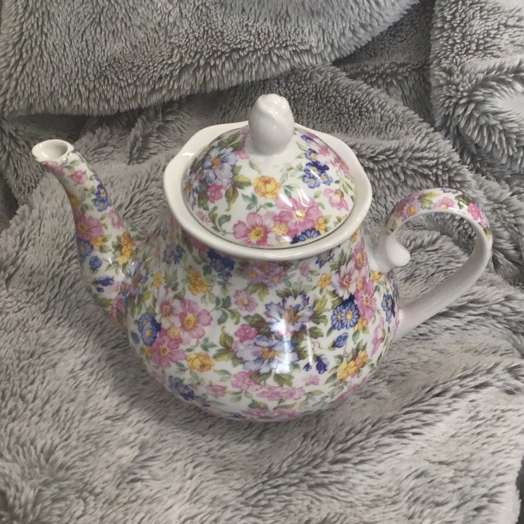 Tea pot
