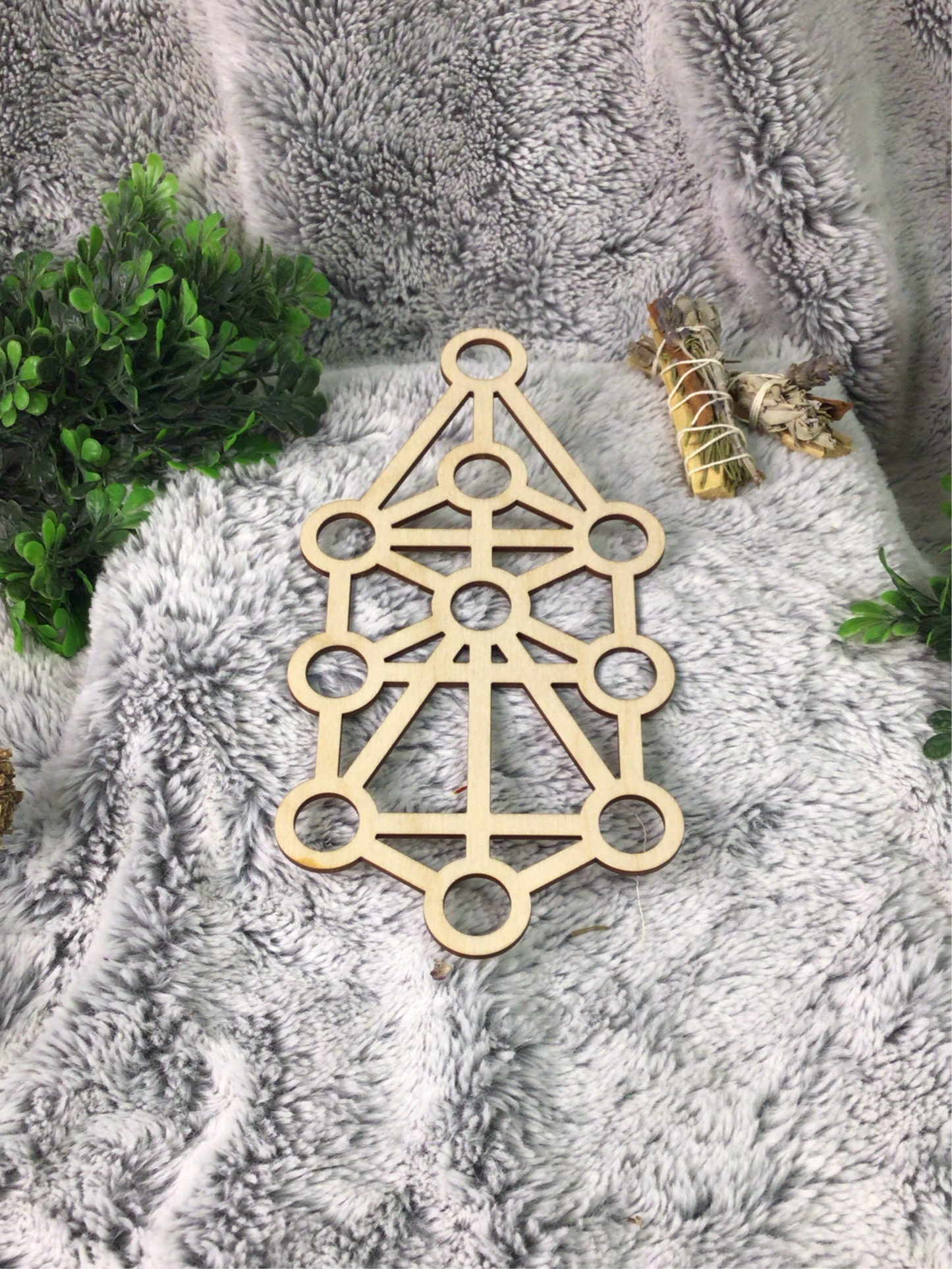 Crystal wooden grid