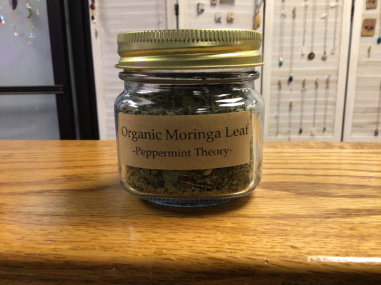 Organic moringa leaf