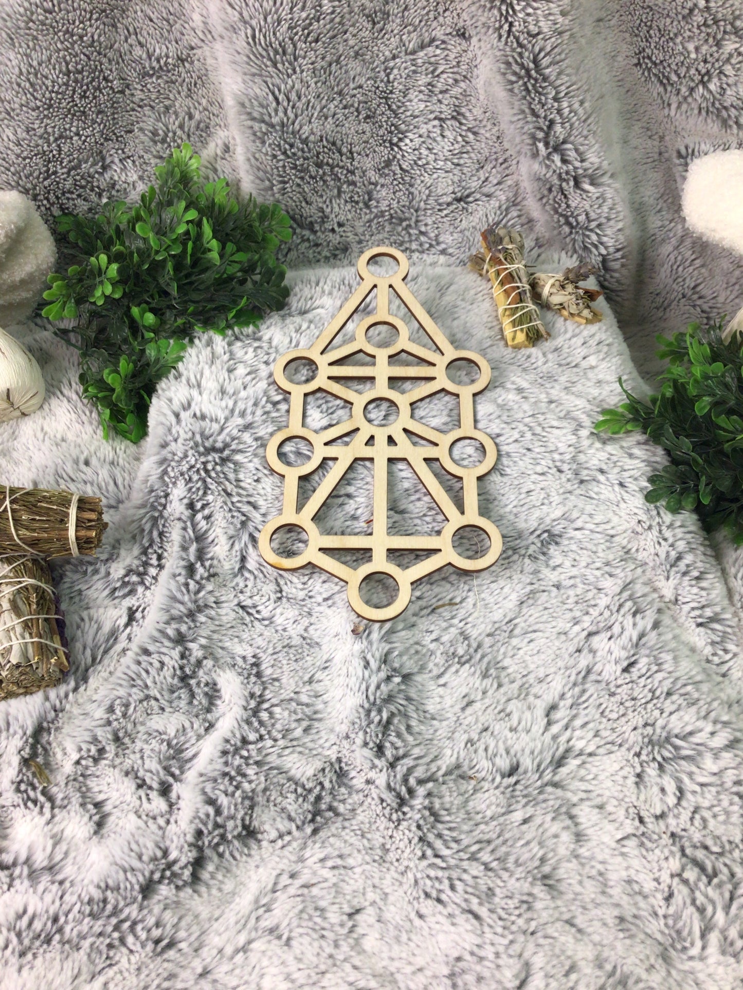 Crystal wooden grid