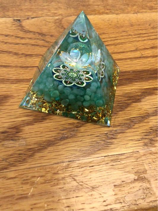 Green adventurine with gold flake lotus flower of life for good luck