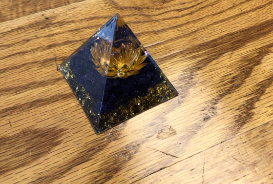 Orgone pyramid